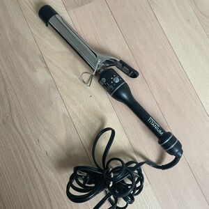 BaBylissPRO® Porcelain Ceramic 1¼" Spring Curling Iron LIKE NEW works perfectly